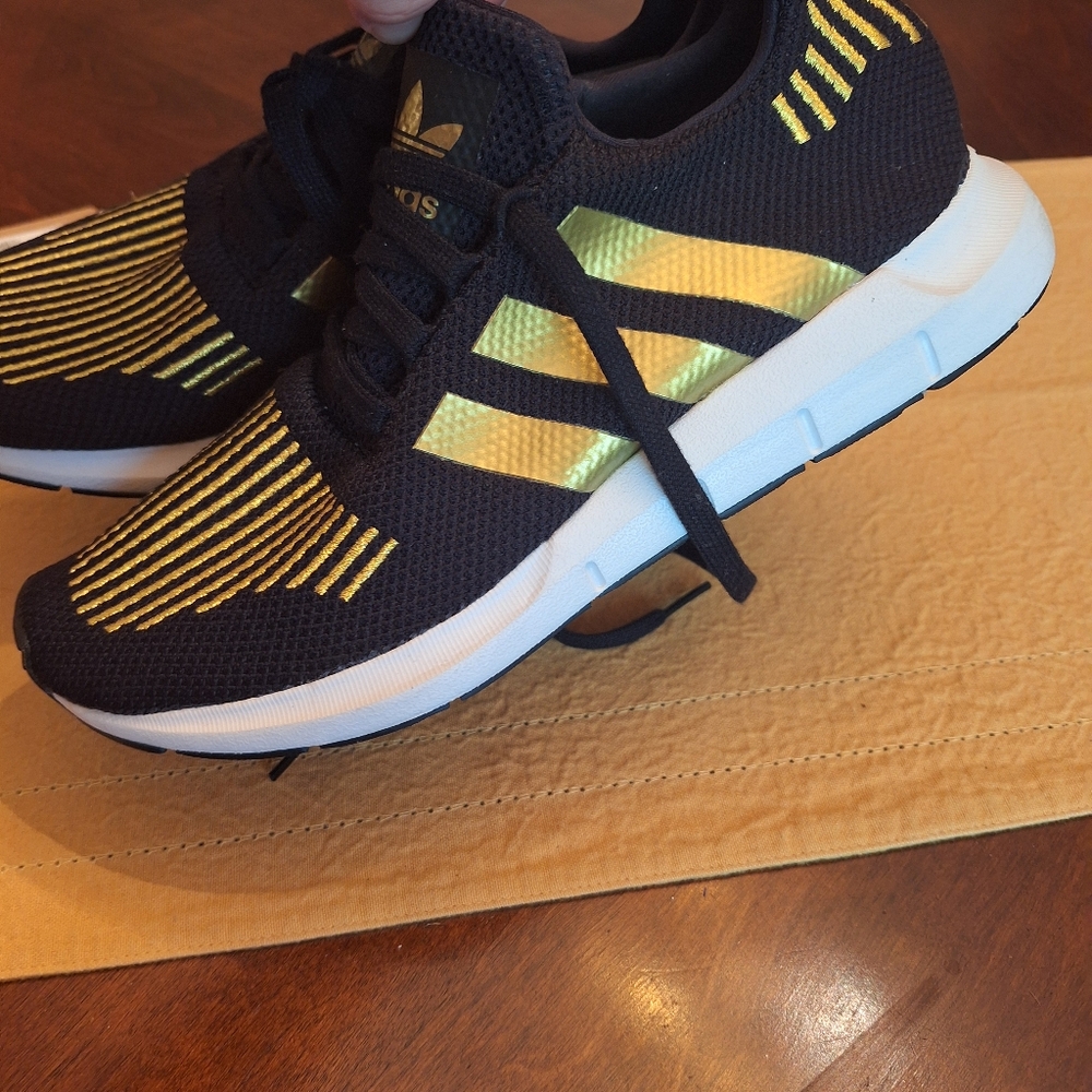 Adidas Women’s Black and Gold Athletic Sneakers